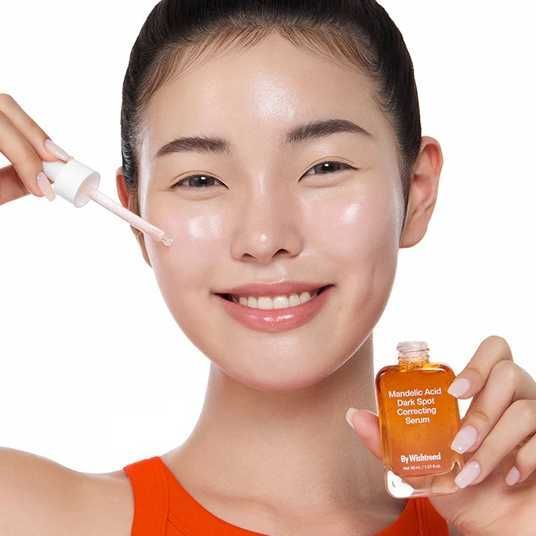 BY WISHTREND – Mandelic Acid Tone Correcting Serum, Сироватка з мигдалевою кислотою для вирівнювання тону, 30 мл.